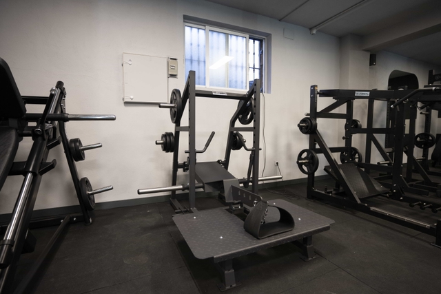 Equipamiento Titanium Strength